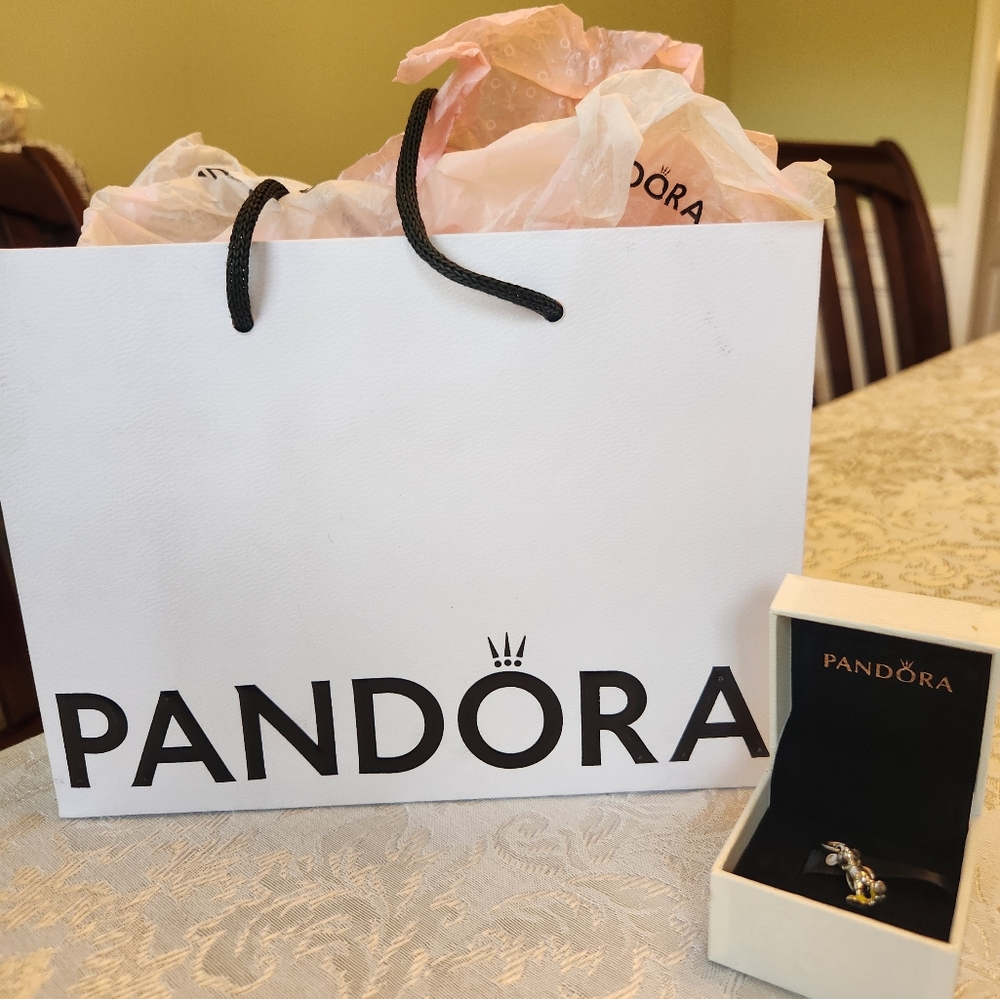Disney Pandora Mickey Mouse Charm